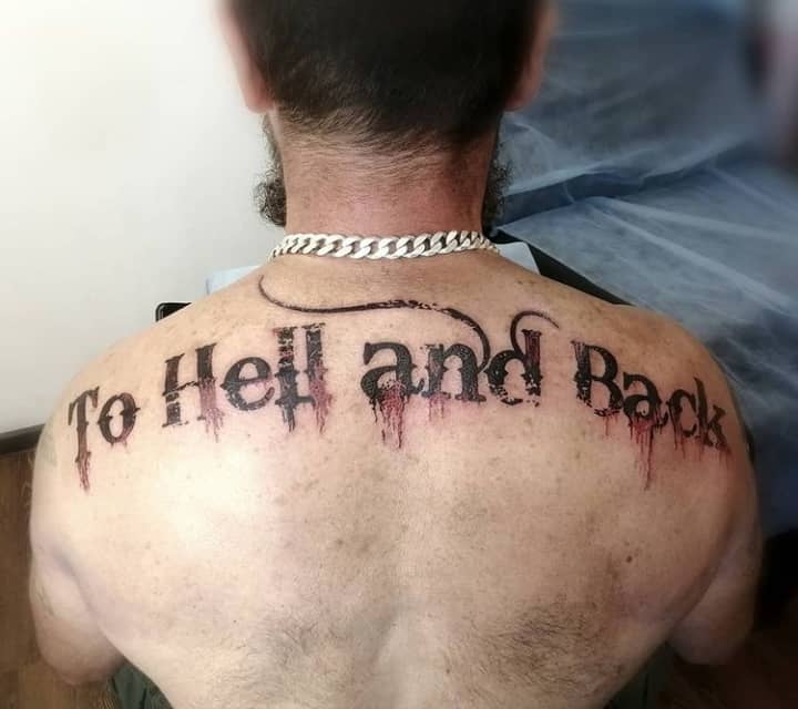 мужское тату надпись