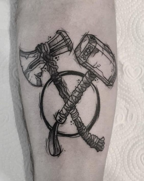 тату топор и молот