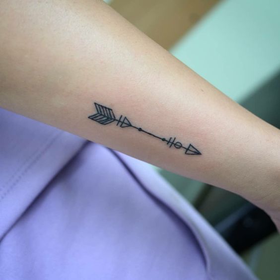 стрела тату мини