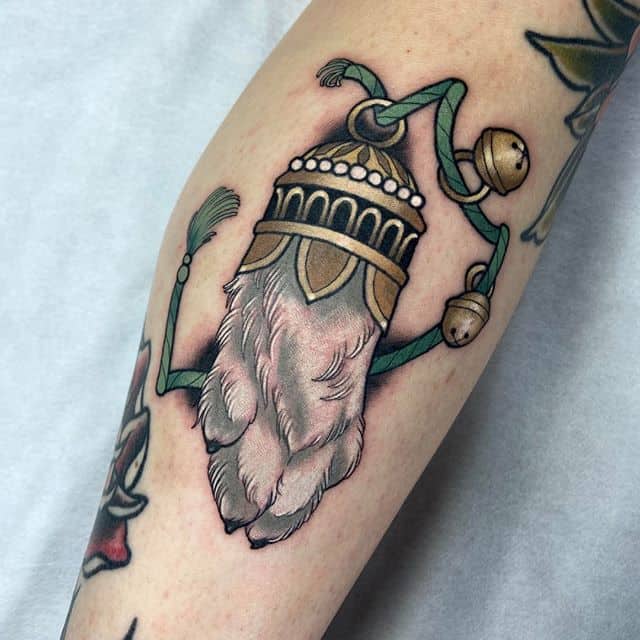 тату на счастье заячья лапка