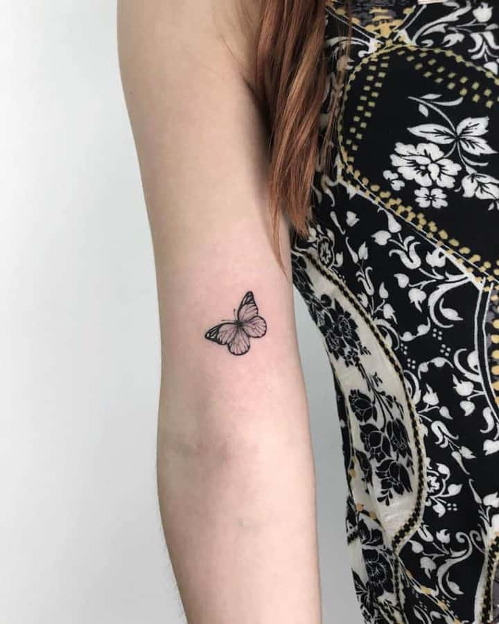 тату бабочка мини
