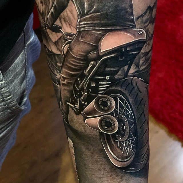 Тату байкеров мотоцикл