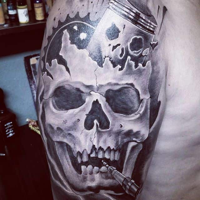 Тату байкеров череп