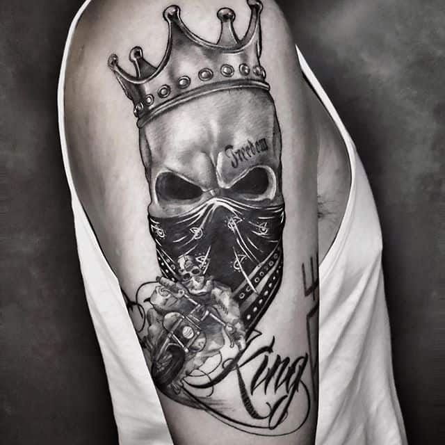 Байкерские тату на руке