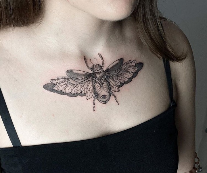 женское черно-белое тату