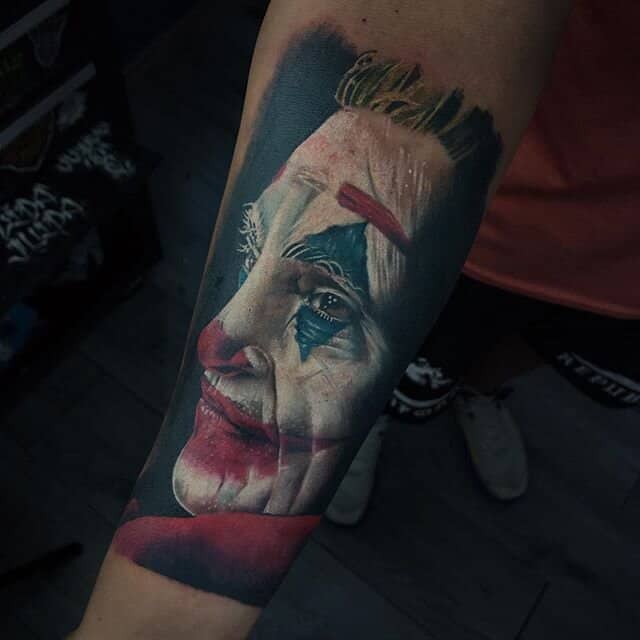 джокер тату цвет
