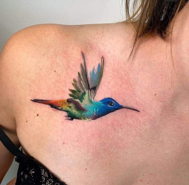 колибри тату на ключице