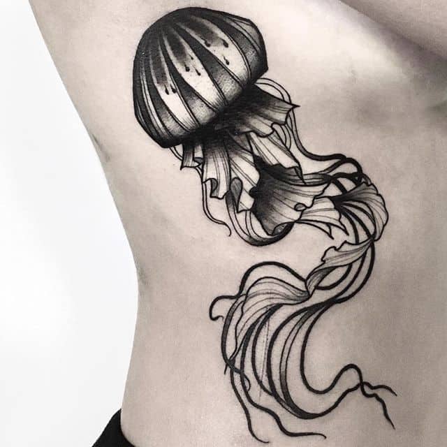 Тату медуза