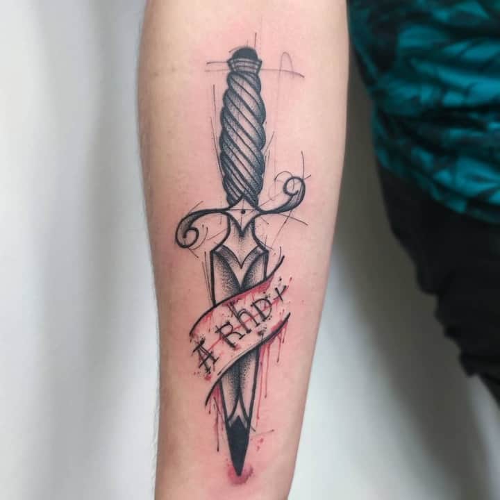 группа крови тату и кинжал