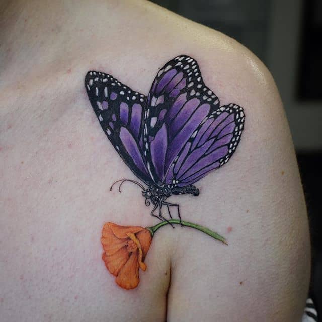 Тату мак и бабочка