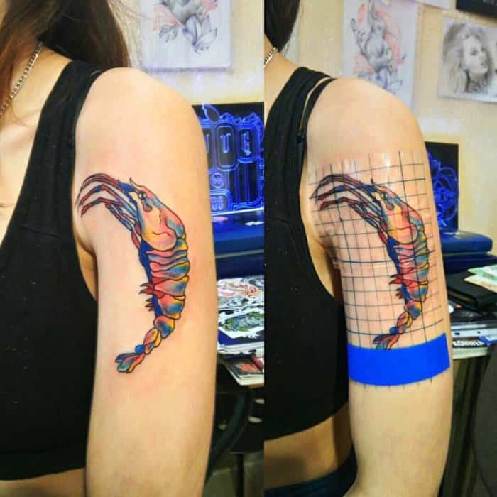 Загоююча плівка на руці після тату