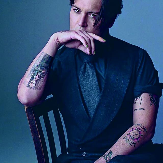 Джонни Депп тату