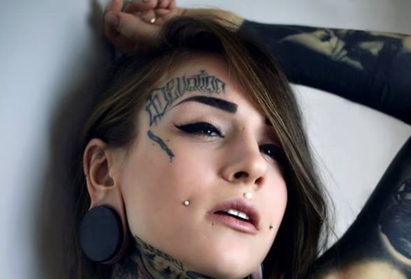 тату на лице