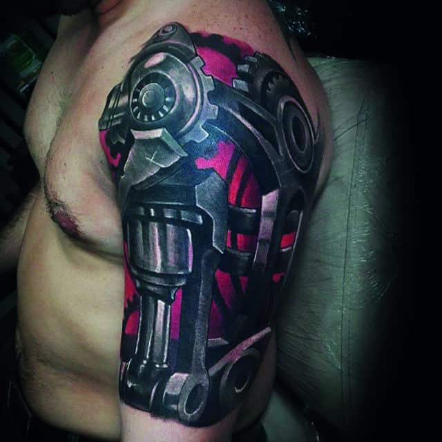 мужская тату на плече биомеханика