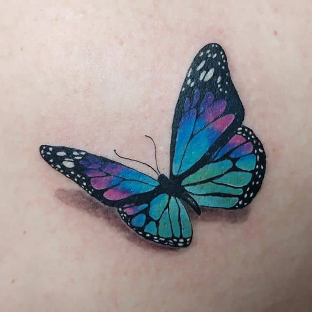 тату мотылек