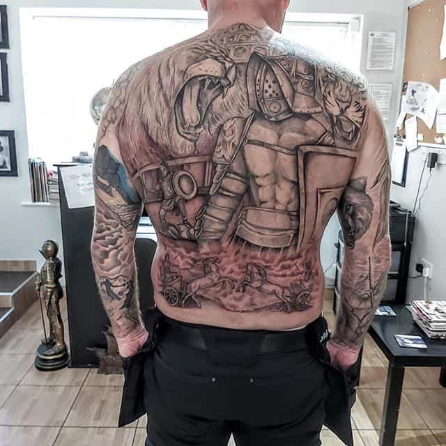 Тату гладиатор на спине