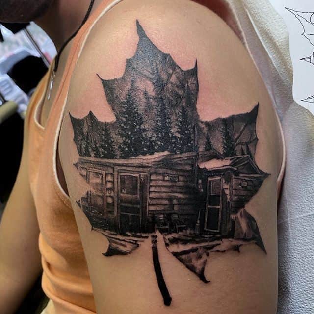 тату кленовый лист и дом