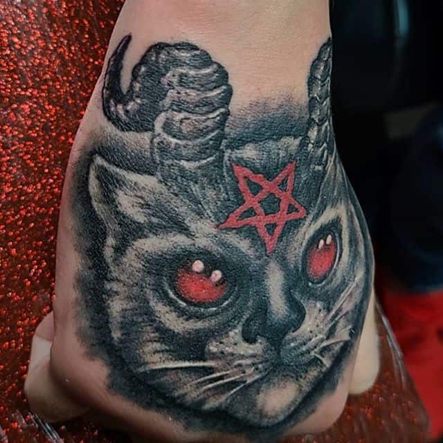 тату пентаграмма кот