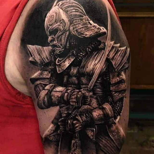 тату самурай с мечом