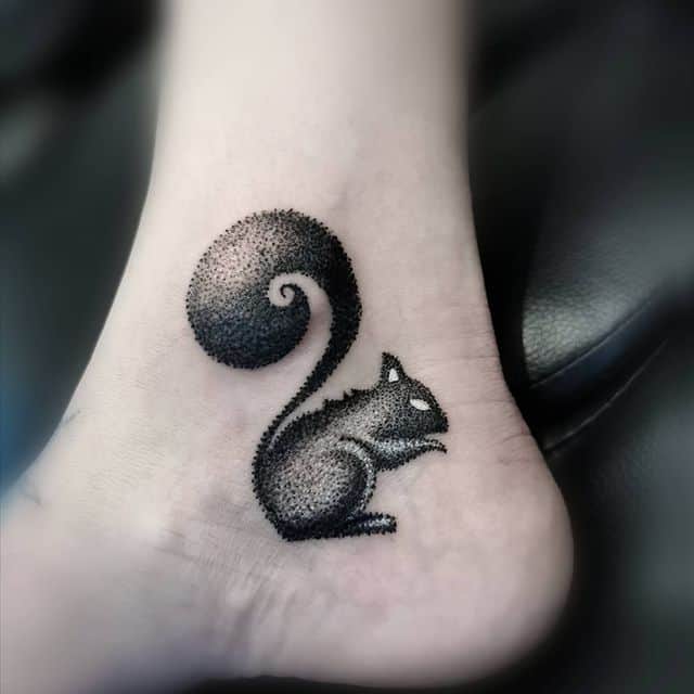 тату белка мини