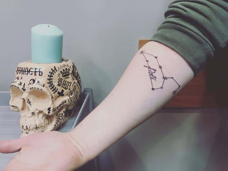 тату Лев созвездие