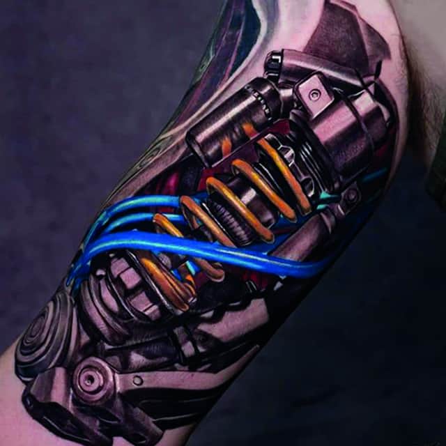 тату биомеханика цвет