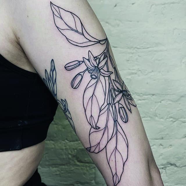 лавйнворк тату цветы