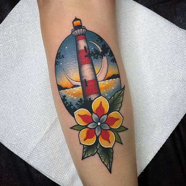 тату маяк цветная