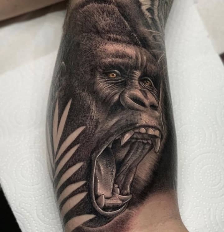 горилла оскал тату