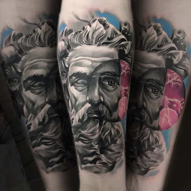 Тату скульптура