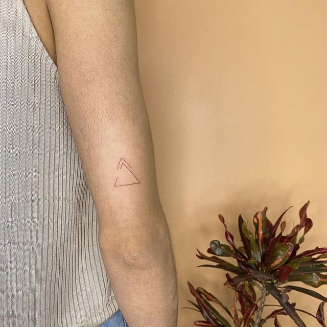 чоловічі маленькі татуювання