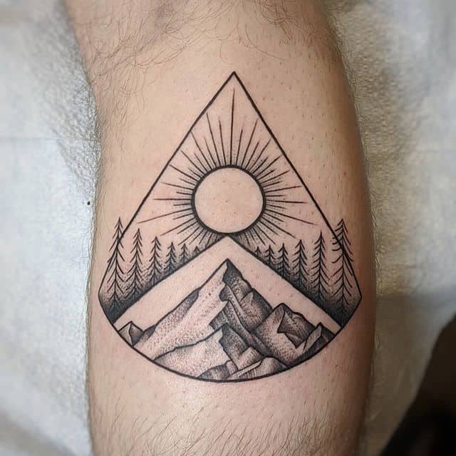 тату горы миниатюра