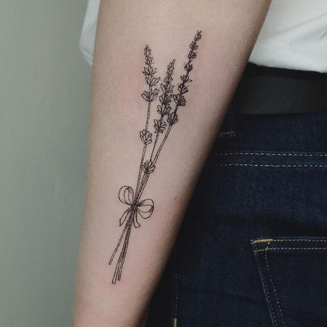 лаванда тату чб