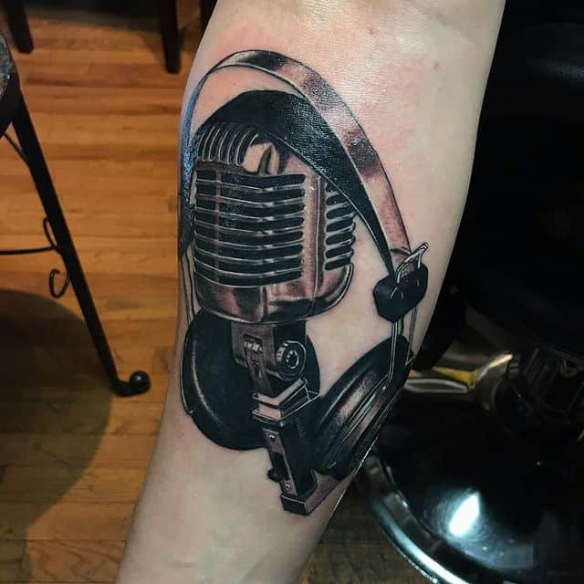 тату наушники