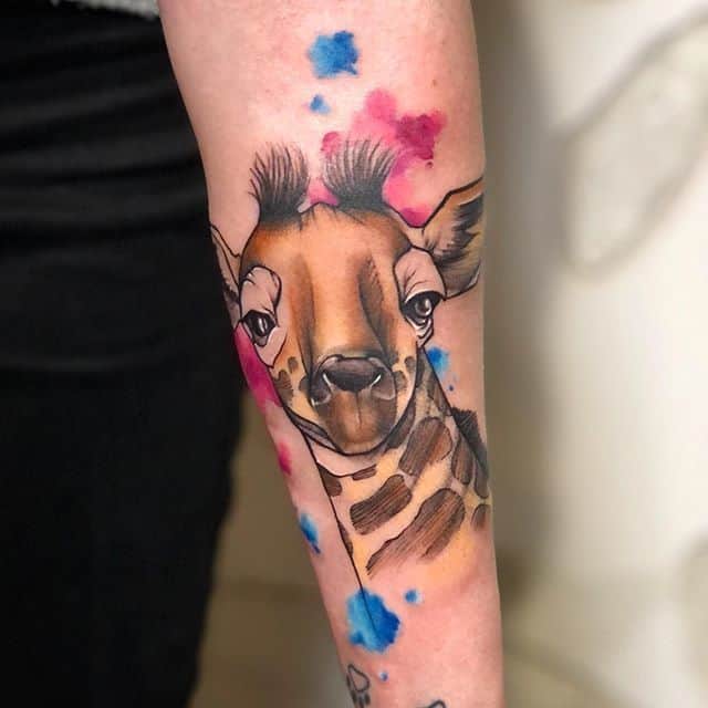 жираф тату цвет