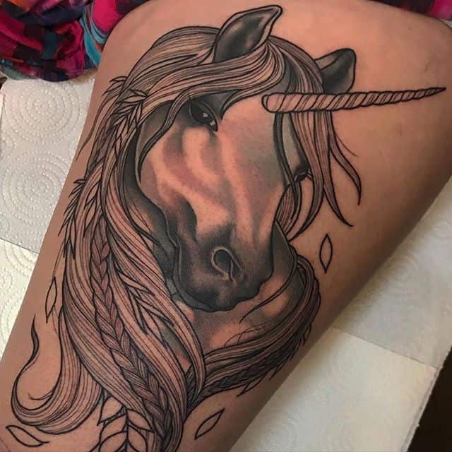 единорог тату черно-белое