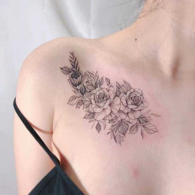 тату на ключице