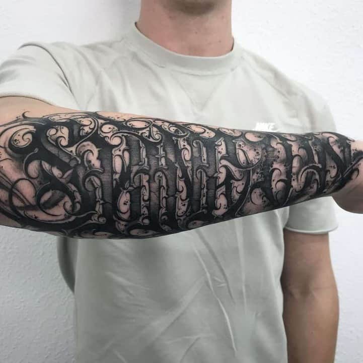готические тату надписи
