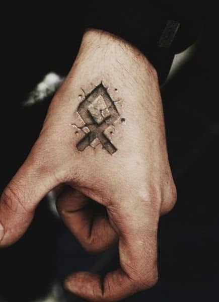 тату руны