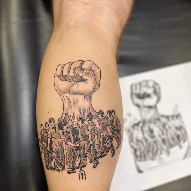 тату кулак и люди