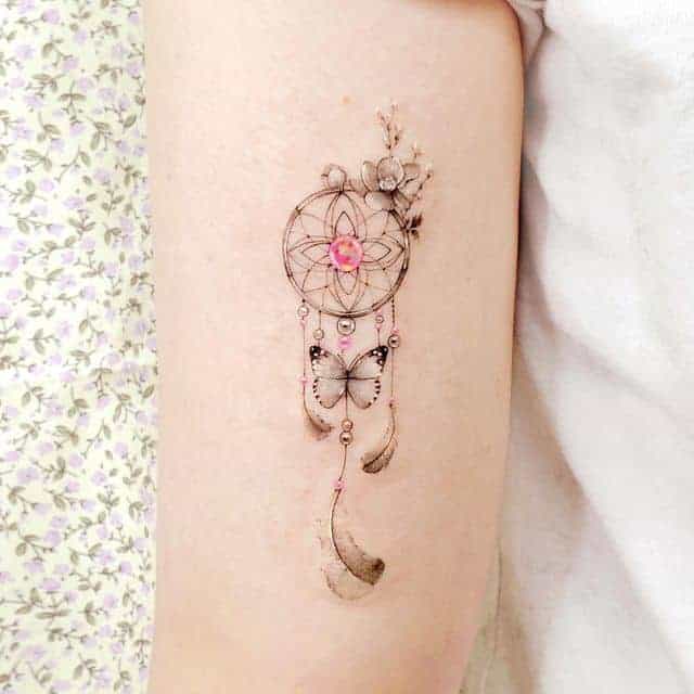 тату ловец снов и бабочка