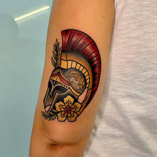 спартанец тату женская