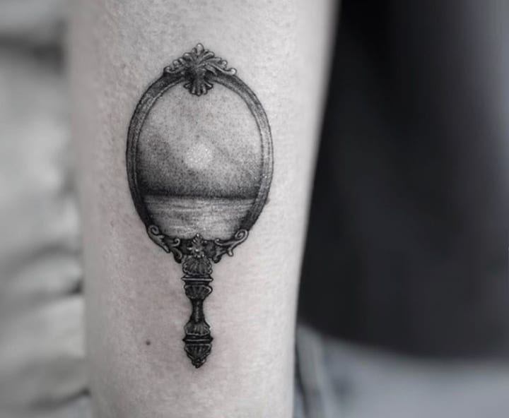 Зеркало море тату