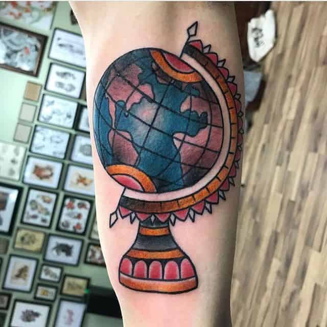 тату глобус земной шар