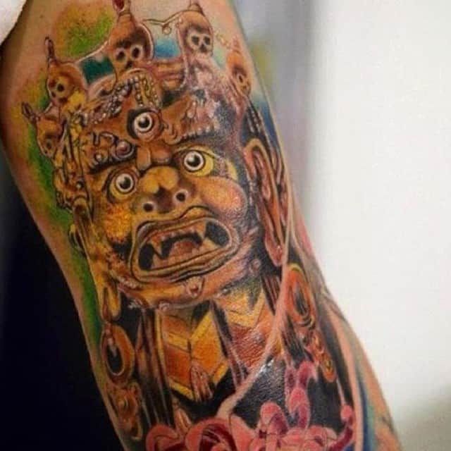 тату третий глаз цветная