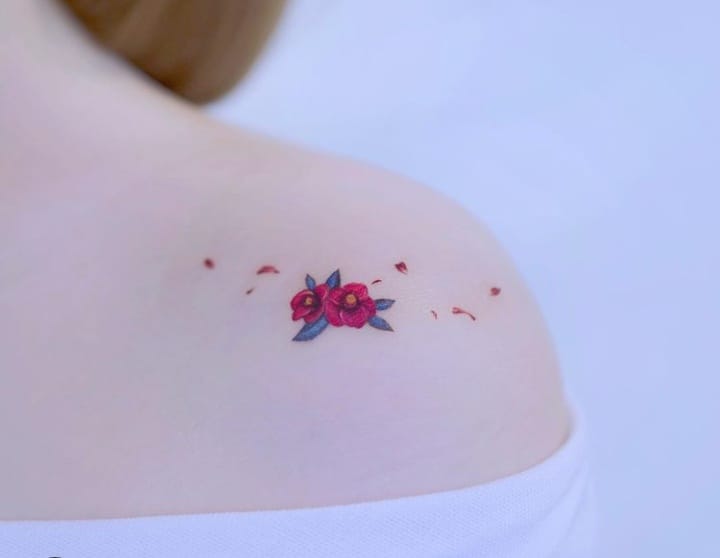 коллаж камелия на плече