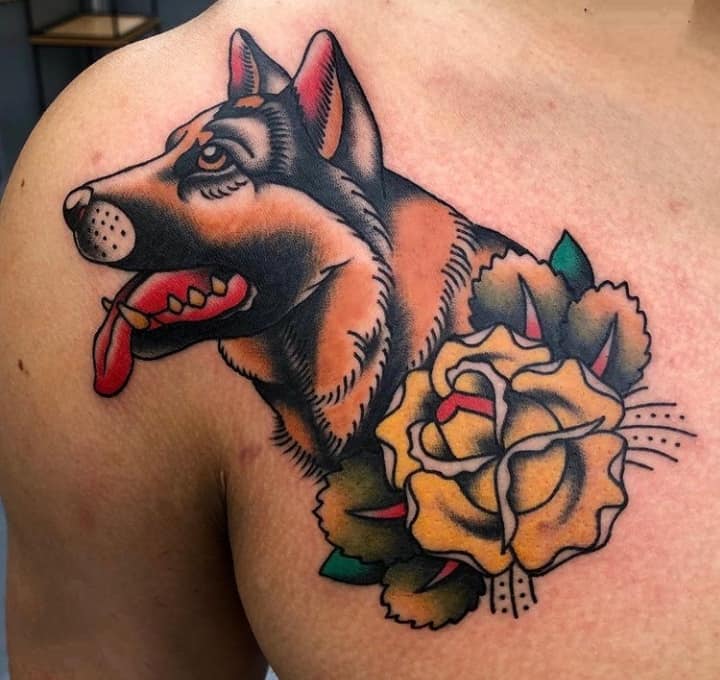 тату немецкая овчарка на груди