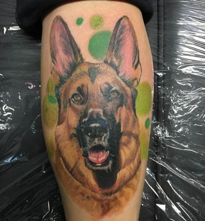 тату немецкая овчарка реализм