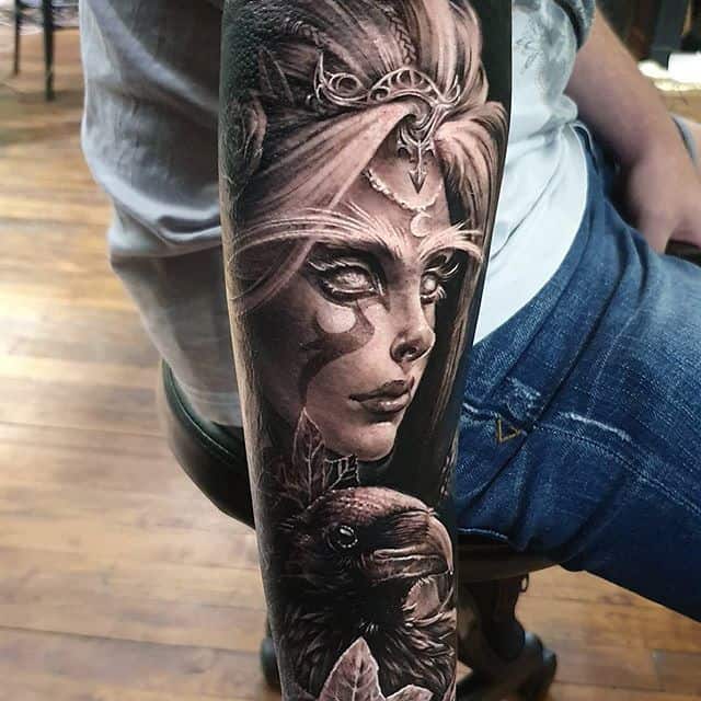 эльф тату реализм