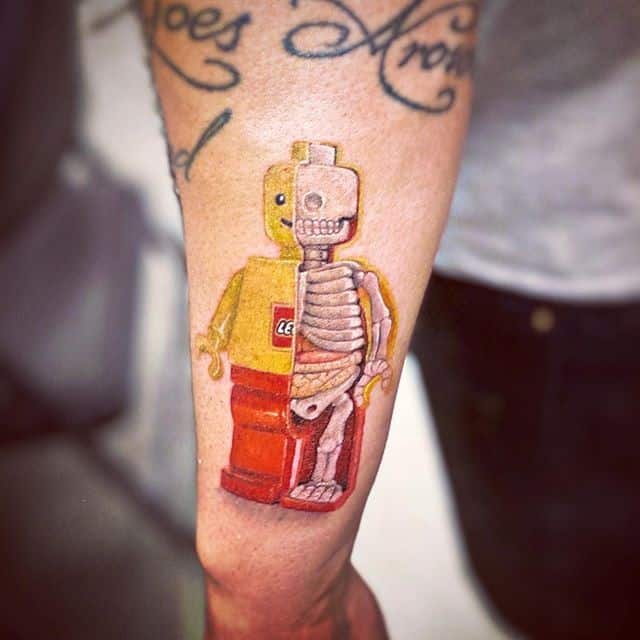 тату миньоны